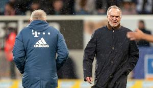 开云官网-说谁呢？鲁梅尼格：制造骚乱的球员都不在了，巴黎变得更加团队