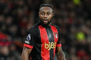 kaiyun-硬气！塞梅诺是近3年来首位在英超客场对利物浦双响的球员